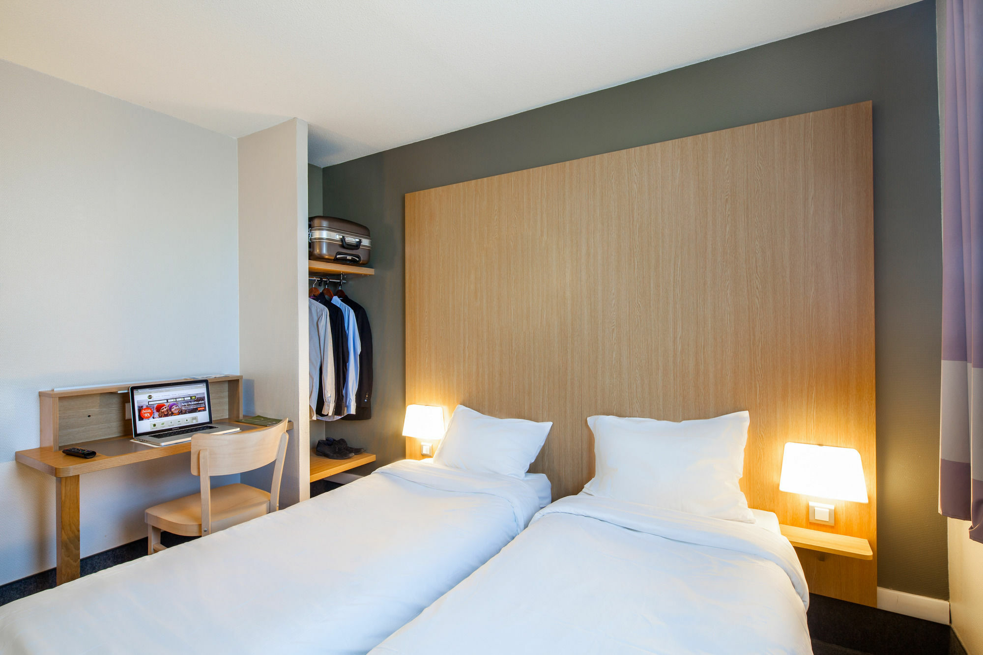 B&B Hotel Evreux Exterior photo