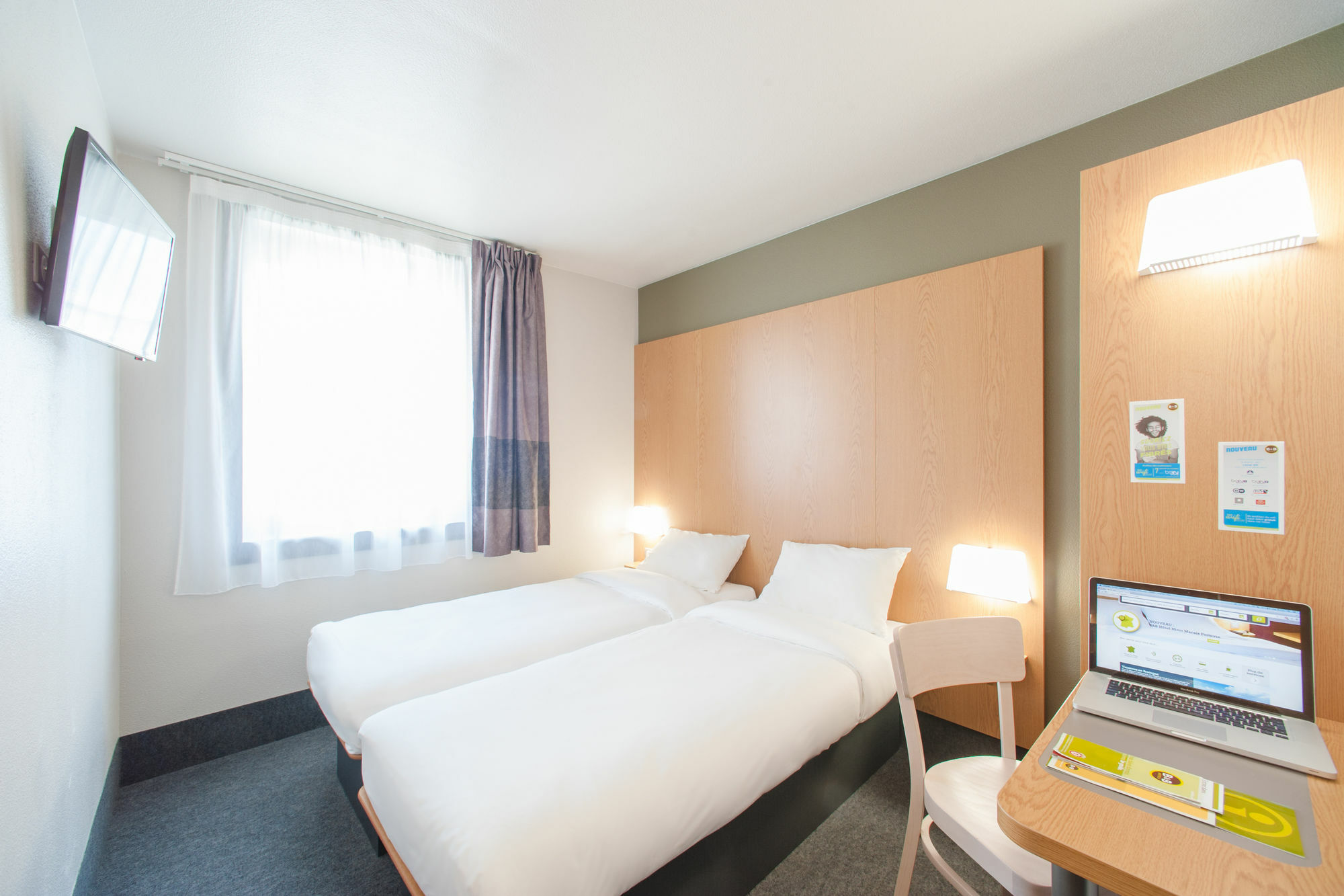 B&B Hotel Evreux Exterior photo